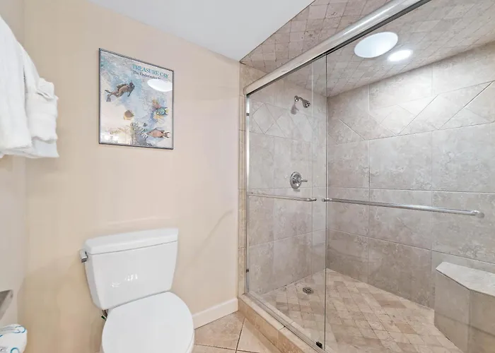 Seaspray Riverside Unit 713