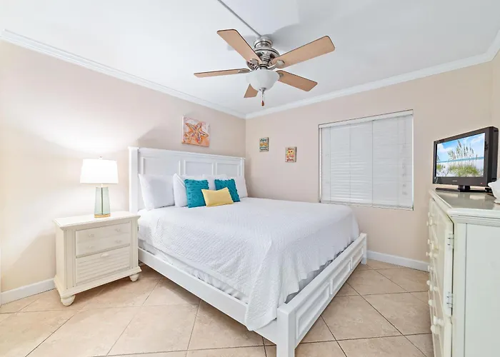 Seaspray Riverside Unit 713